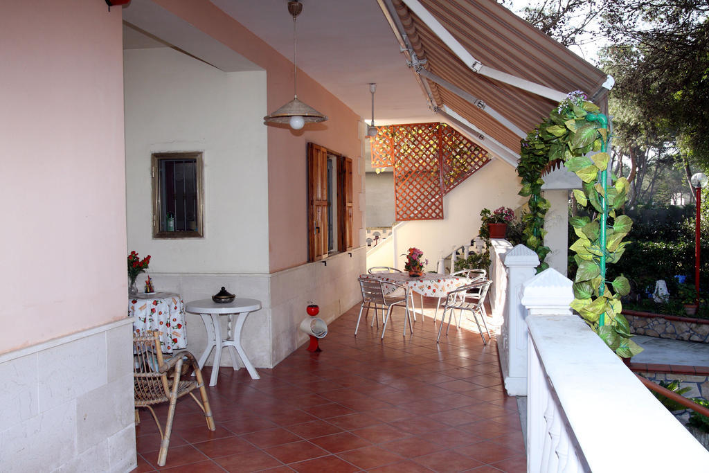 Villa Robinia Massafra Habitación foto