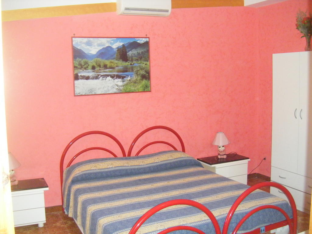 Villa Robinia Massafra Habitación foto